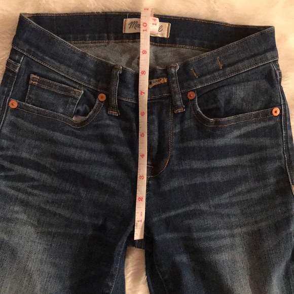 Madewell 25 Distressed Jeans - Picture 7 of 8